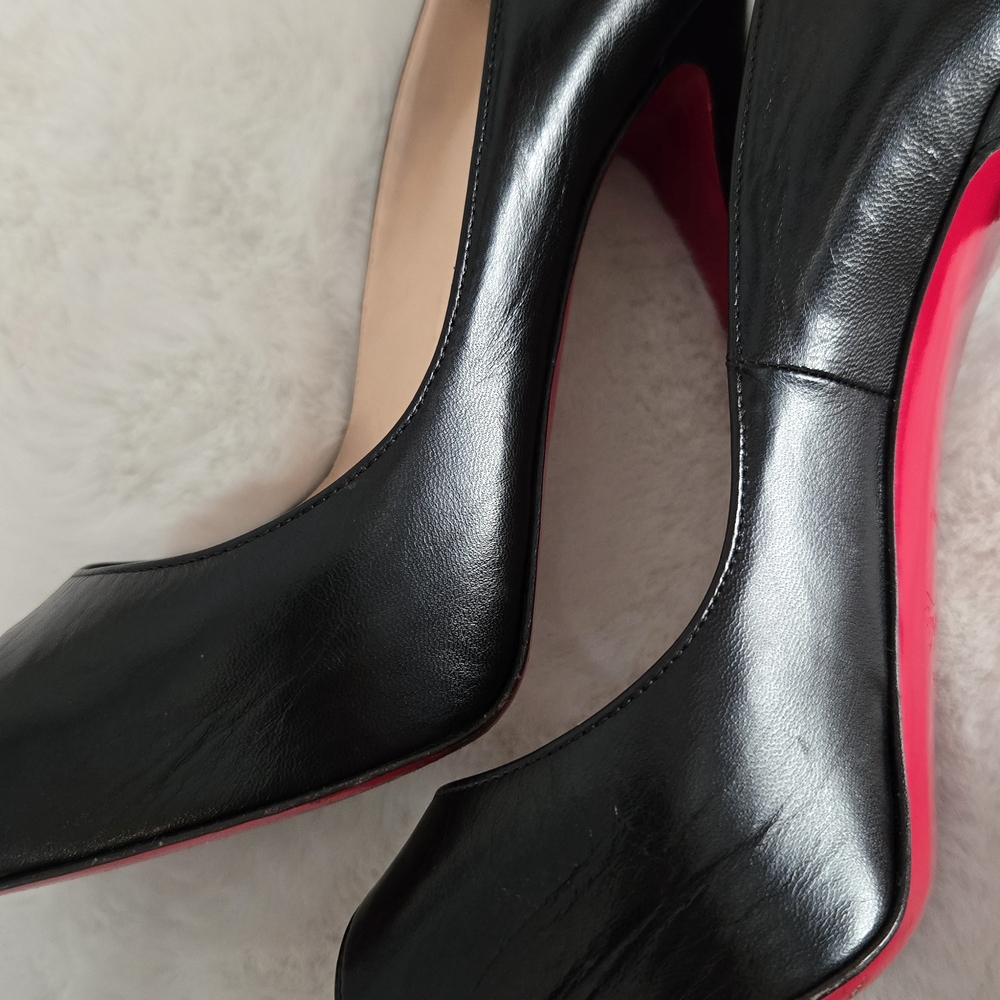 Very Prive Christian Louboutin Black Peep Toe Heels - Picture 6 of 11